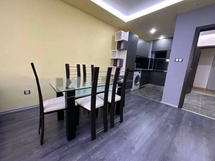 Дава се под наем Двустаен апартамент в София, Люлин 2 - 75 кв.м за 518.67 € - Снимка #2