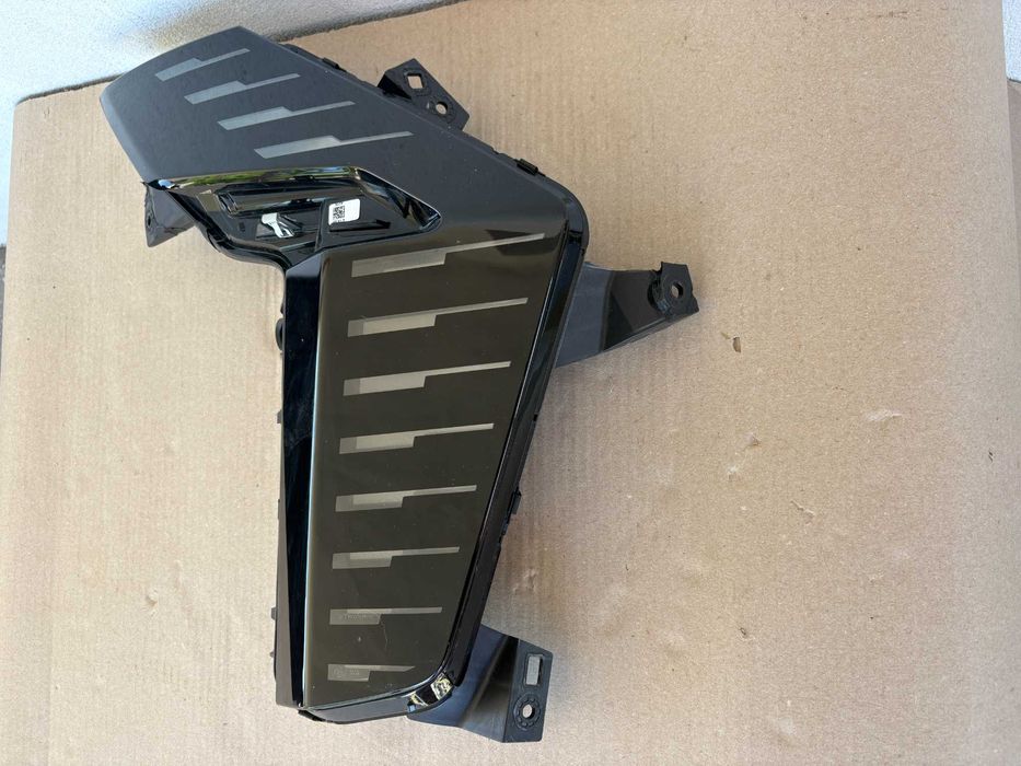DRL lumina de zi dreapta Renault Clio 5 facelift dupa 2023 266002703R