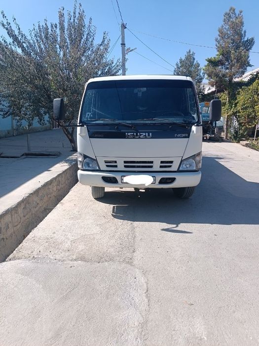 Isuzu samasval sotiladi