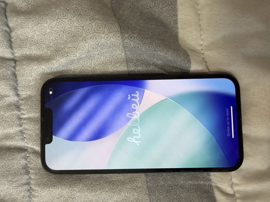 iPhone 13 с отлично състояние!!!