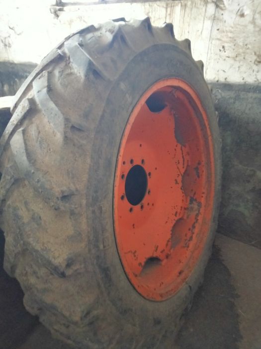 Roată spate tractor u 650