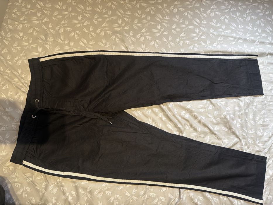 Gucci pants , size S  in very good conditions