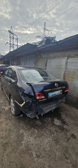 Nissan Almera продам