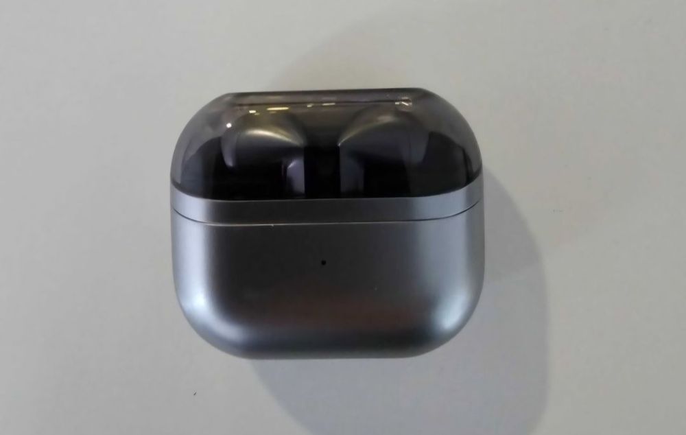 Samsung Galaxy Buds 3 Pro  + Прозрачен Кейс за Слушалките