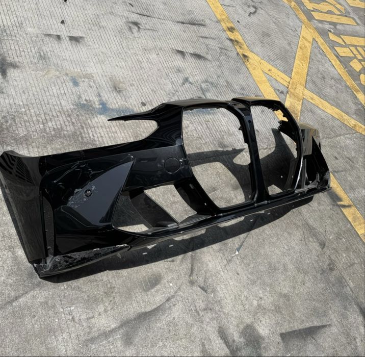 передний бампер BMW M4 G82