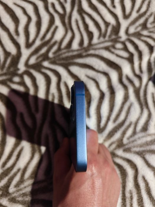 iPhone 13 128GB Blue
