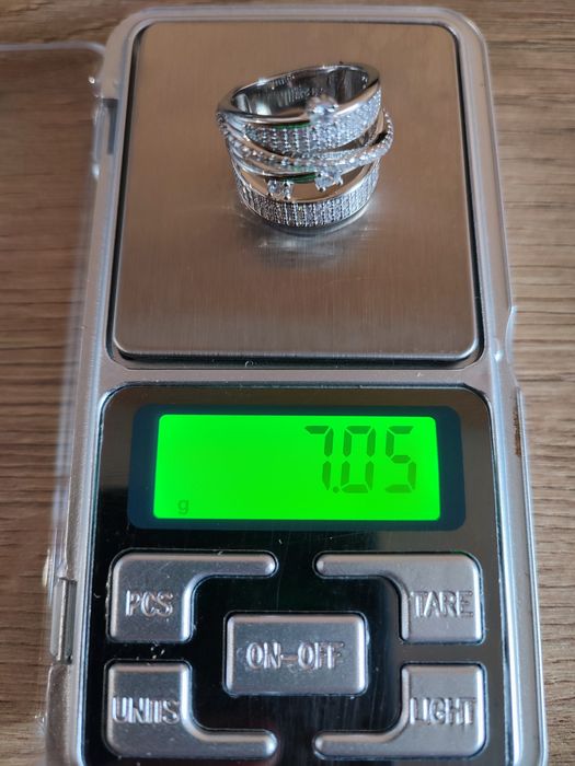 Страхотен нов масивен сребърен пръстен