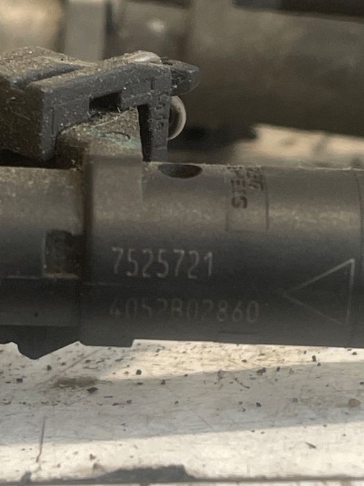 Rampa + Injectoare Bmw 6 E63 2004 - 2010 3.0I 7525721 / 7514611