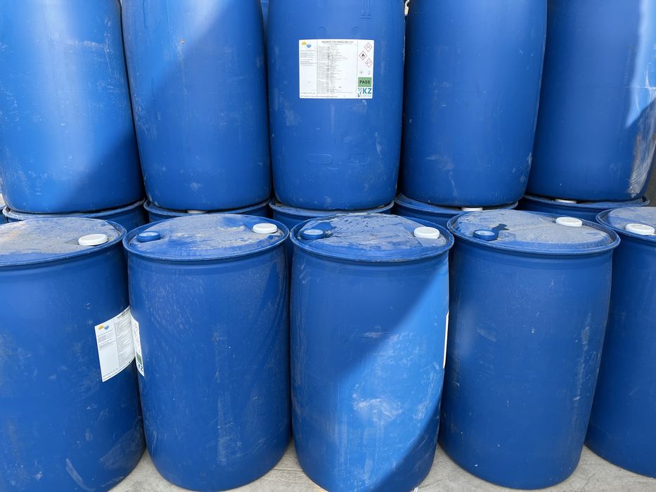 Продается бочка пластик