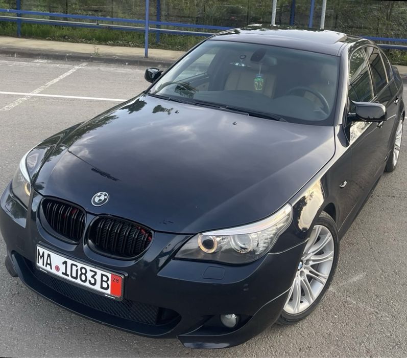BMW 520D Pachet M EURO 5  Trapa Xenon Navi Prof Climatronic PDC Fata Spate