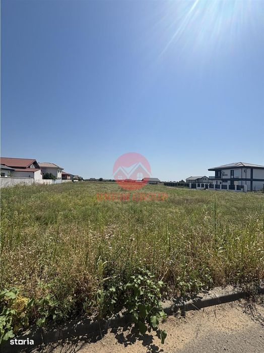 Teren Intravilan Construibil Cumpana 735 mp Intre Case, Aproape de Str