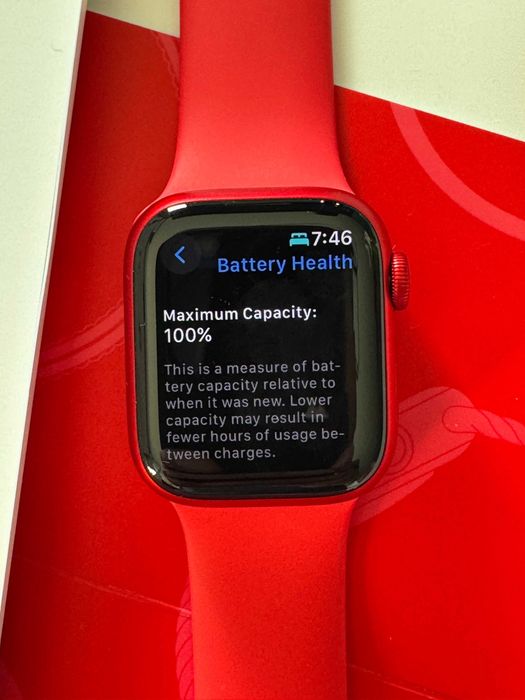 Apple Watch Series 8 Red 100% Battery