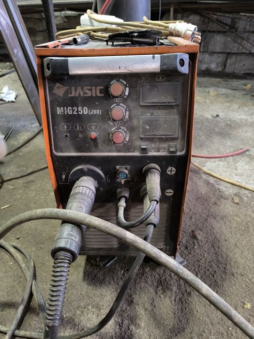 Кемпи, сварочный аппарат полуавтомат Jasic