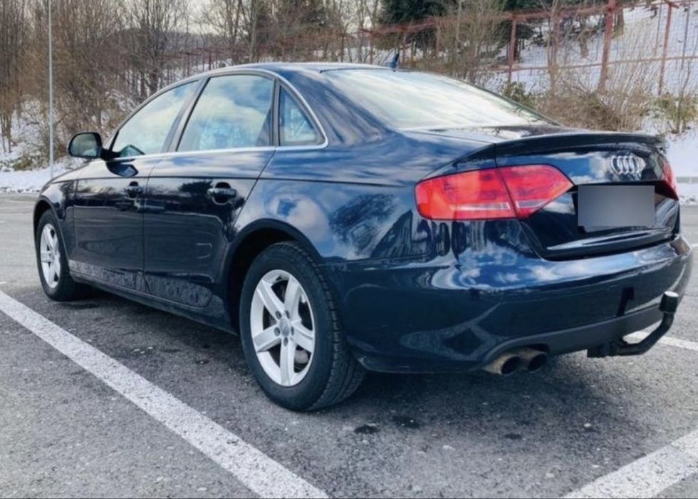 Audi a4 b8/ 2009