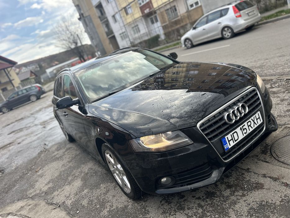 Vand Audi A4 B8 2011