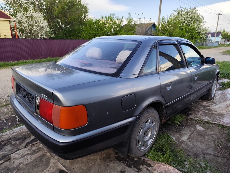 Продам Audi 100 C4