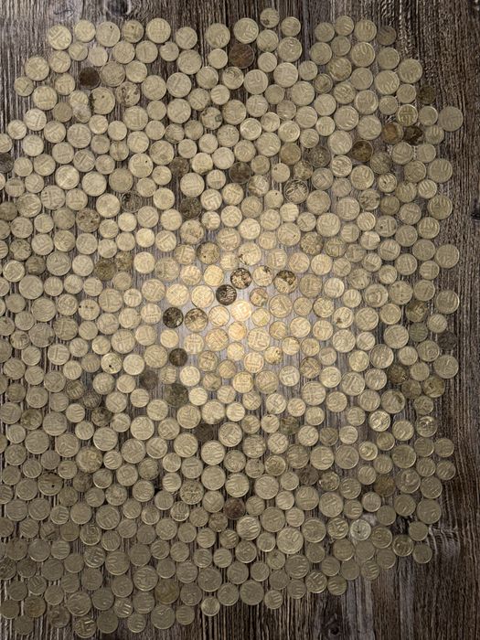 Монет копеек много штук