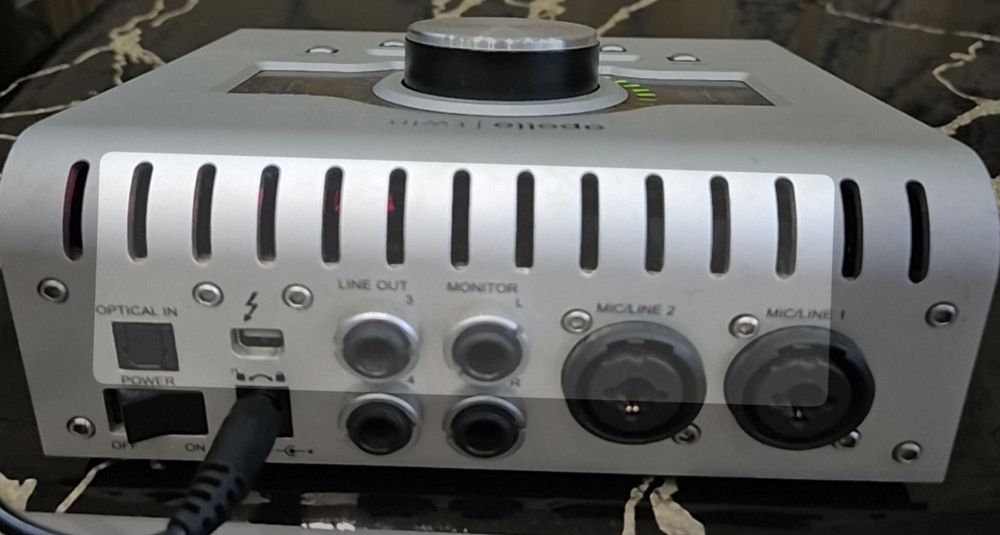 Interfata universal audio Apollo Twin

2 800 lei