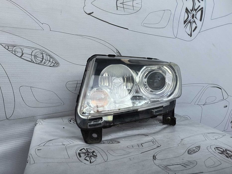 Far Stanga Uk Cu Lupa Jeep Compass 2011 / 2011-2016 Cod OEM 55079409AJ (5C2)