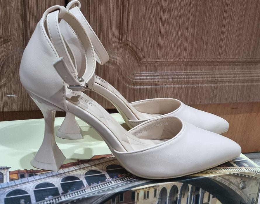 Продам летние туфли 36р.