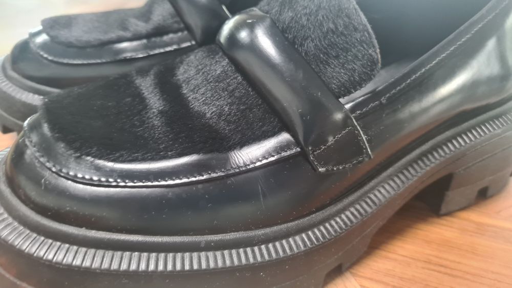 Обувки естествена кожа, супер запазени 39 номер