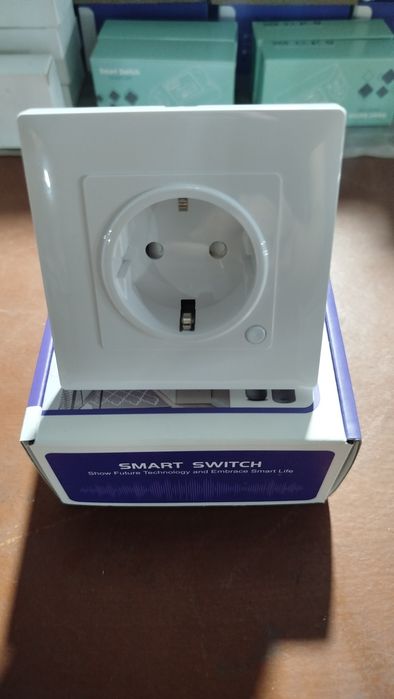 Умная розетка Tuya WIFI 16A