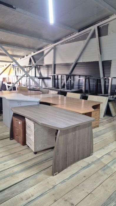 Стол офисный, офисная мебель, оборудование и мебель для общепита