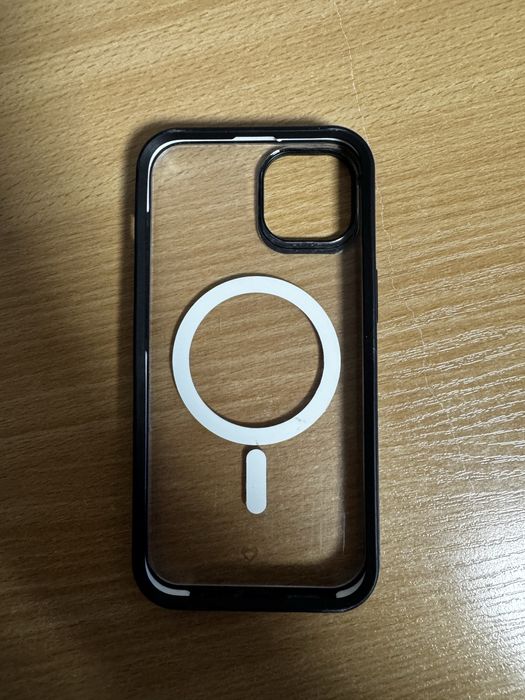 Кейс за Iphone 15pro и 13