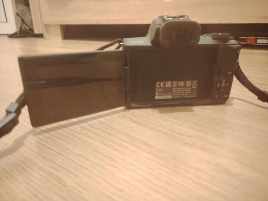 Canon EOS m50 makr ii +  2 обектива