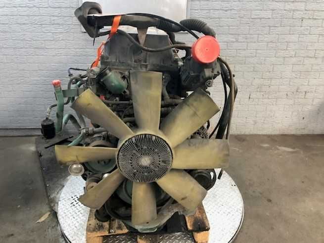 Motor complet Volvo D13A 480 EC6B - Piese motor Volvo