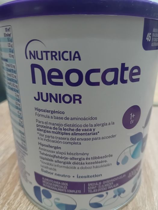 Vând Neocate Junior