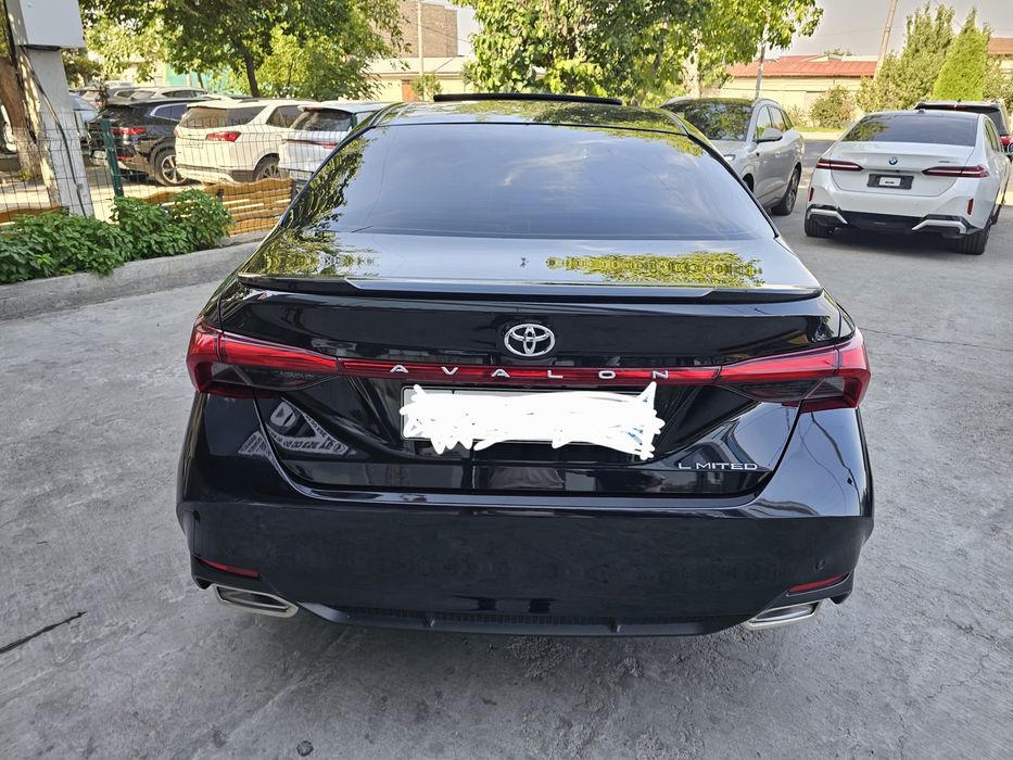 Toyota Avalon Limited 3.5l mator. Yili 2019. Yurgani 98000. Narxi