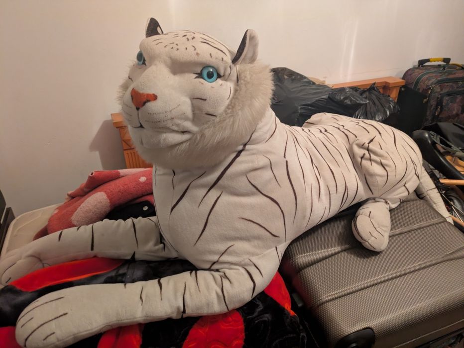 Tigru alb mare de pluș