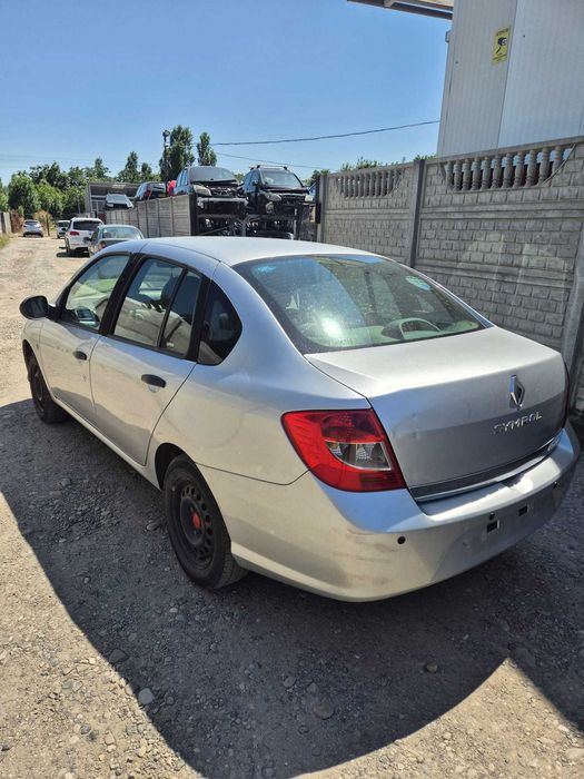Dezmembram Renault Symbol 1.2 benzina an 2009 capota motor /bara / aripa /far