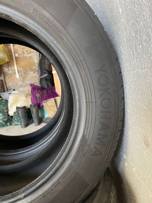 Продам Шины Ykohama 215/60 R16