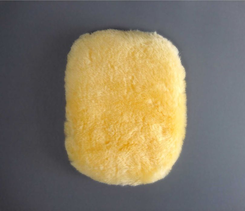 Професионална Ръкохватка / Гъба за Миене на Кола от Агнешка Вълна