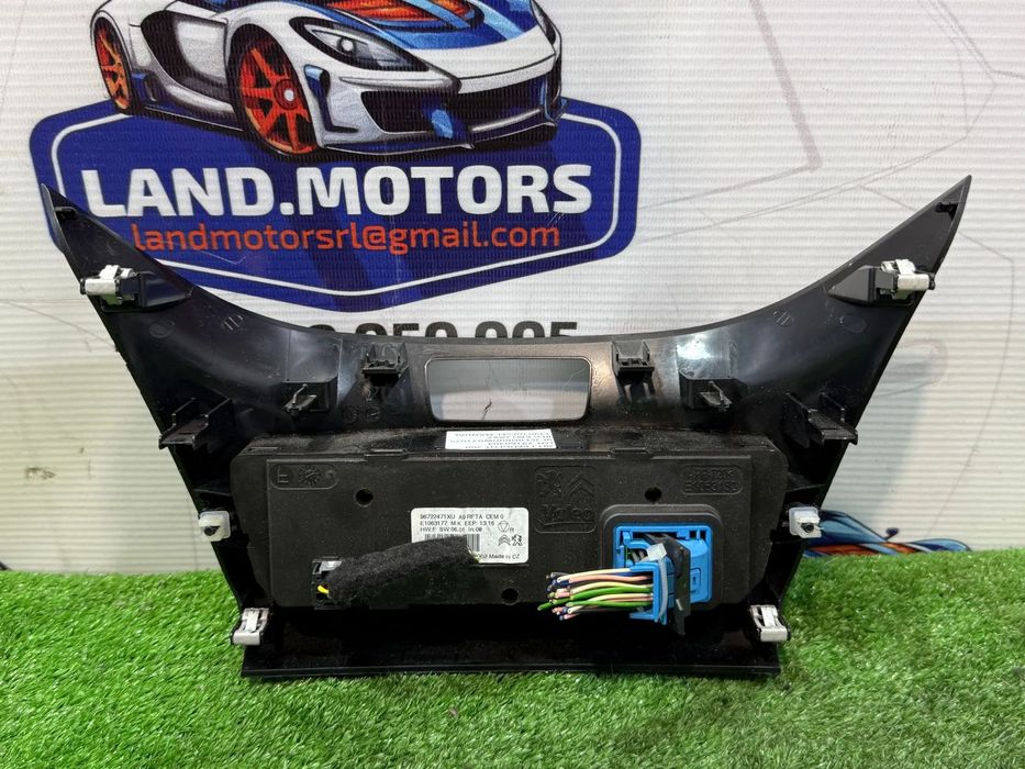 PANOU CENTRAL COMANDA CLIMA PEUGEOT 208 1.4 DIESEL 2013 COD OEM 96722471XU 2012-2018