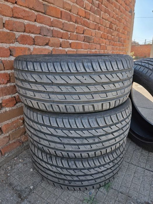 Автомобилни гуми