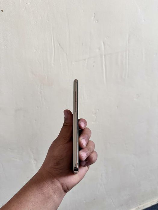 Samsung s10 5g 8/256 обмен бор