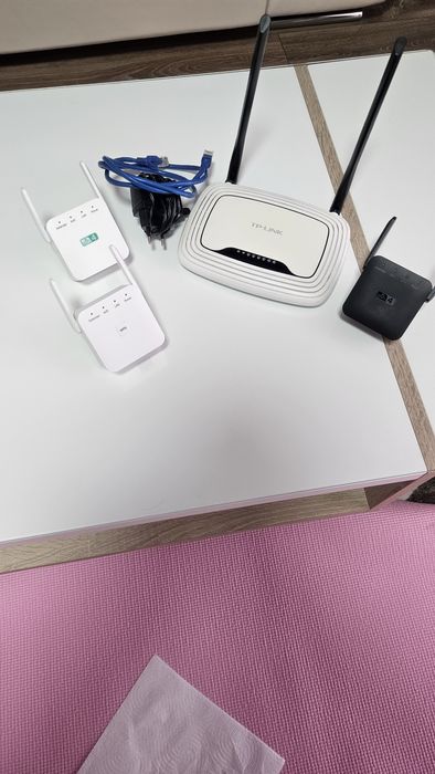 Router Wireless TP-Link plus 2 extender wi fi 4