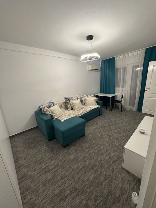 Vand garsoniera 39 mp Micalaca ( piata miorita ) str abrud