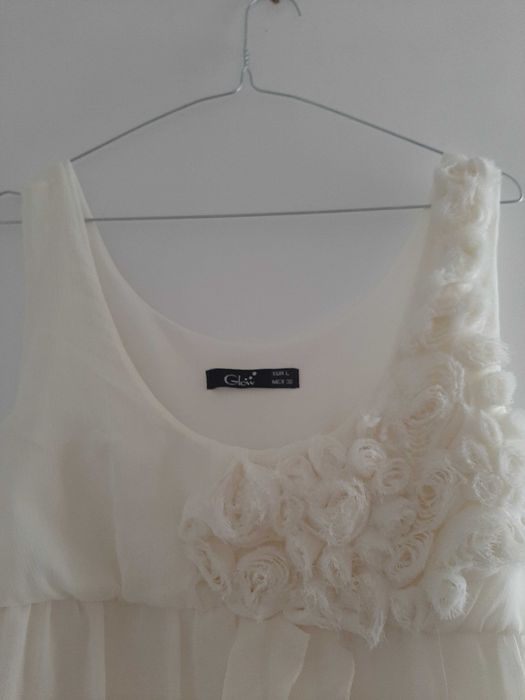 Bluza alba cu floricele