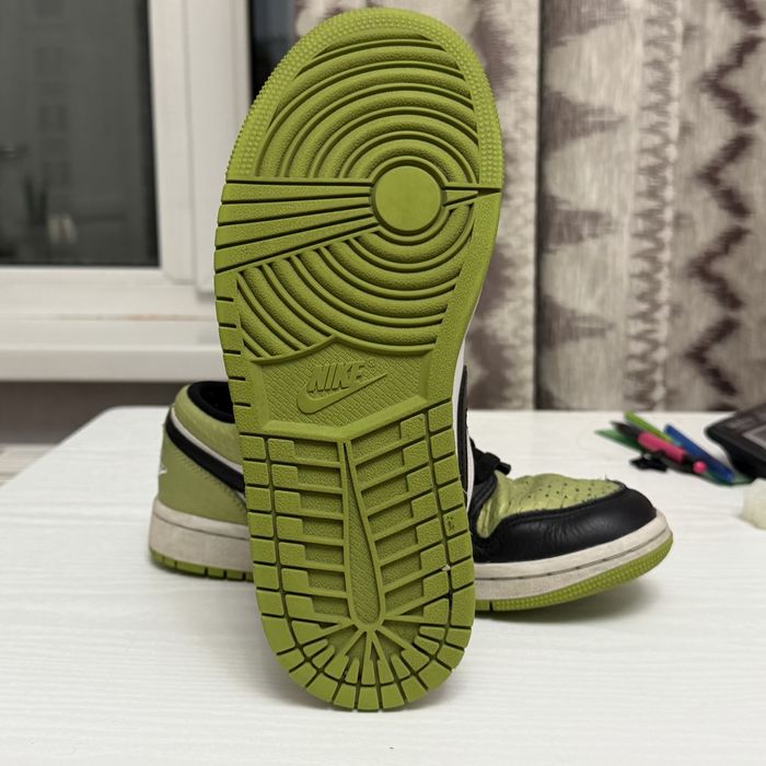 Nike low jordan 1 legit/original