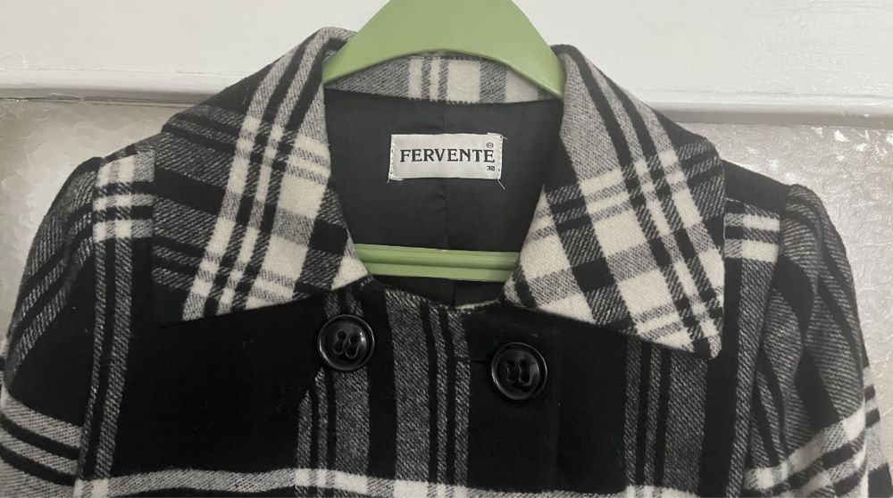 Вълнено палто със 7/8 ръкав