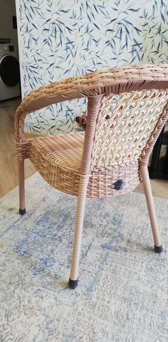 Продам стулья плетёный 2 шт
