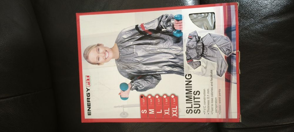 Costum sauna,nou