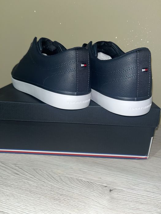 Мъжки кожени кецове Tommy Hilfiger -нови