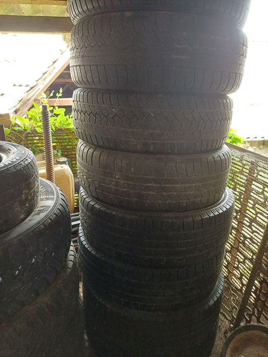 Cauciucuri 245/70R16,215/60R17,225/65R17 în stare buna am și rezerve