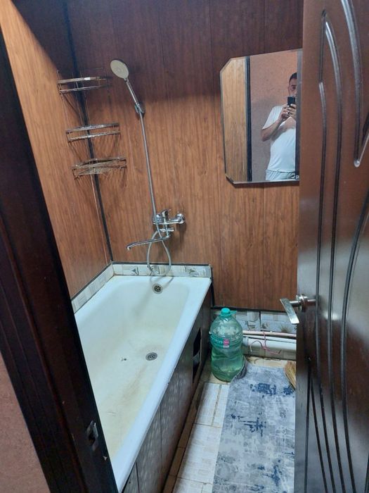 2х комнатная с мебелью и техникой в 10 микрорайоне (молочка)