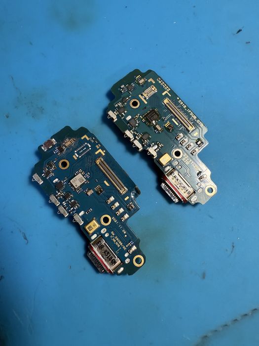 Display, mufă incarcare Samsung, iPhone